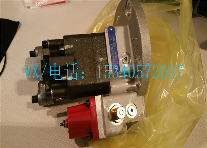 平地机康明斯配件4951440燃油泵总成
