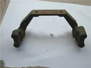10.3D-01013/4938337/康明斯发动机前悬置支架10.3D-01013/4938337