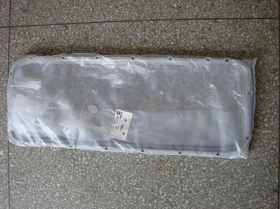 东风康明斯发动机油底壳连接板、CUMMINS PARTC4938655
