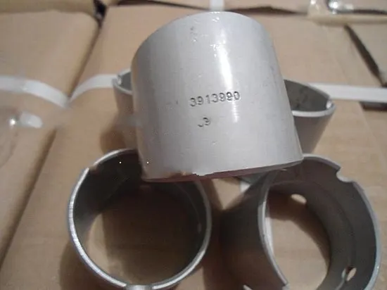 东风康明斯6CT发动机连杆衬套,汽车零部件3913990