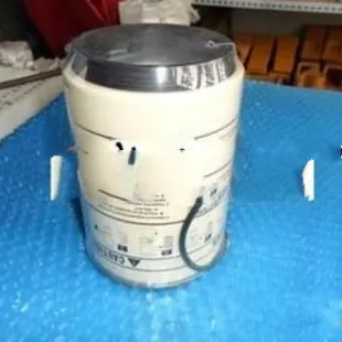 挖掘机配件批发现代油水分离器