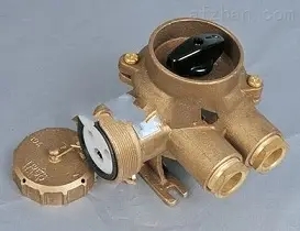 CZKH209-5，CZKH219-5 船用铜质带开关插座