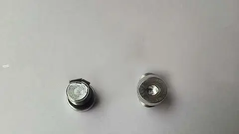 3678923/东风康明斯L系列缸盖螺塞3678923