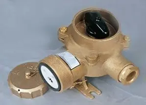 CZKH109-2，CZKH119-2 船用铜质带开关插座