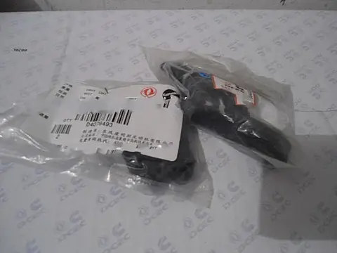 东风康明斯发动机ISDE电控机油感应塞，发动机总成D4076493