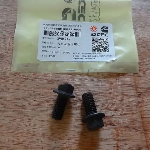 东风康明斯6CT六角法兰面螺栓，康明斯配件C3901249