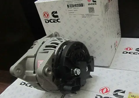 东风康明斯发动机6L375-20发电机(C3415691)/东风康明斯汽车零部件C4930794