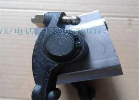 适用于康明斯零件C8.3-C230摇臂轴支座